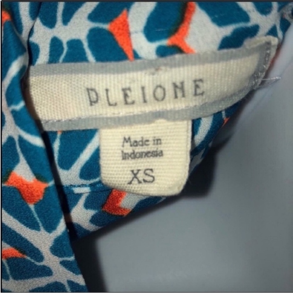 Pleione Sleeveless Faux Wrap Blouse Loose fit Size XS - Picture 4 of 13